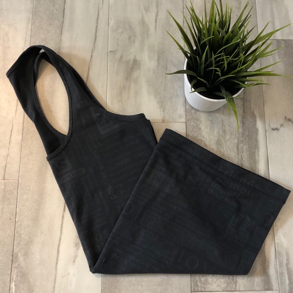 Lululemon grey manifesto tank